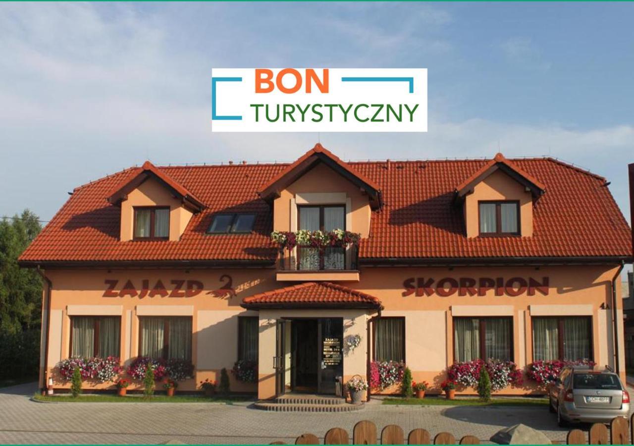 Zajazd Skorpion B&B ออชเวียนชิม ภายนอก รูปภาพ